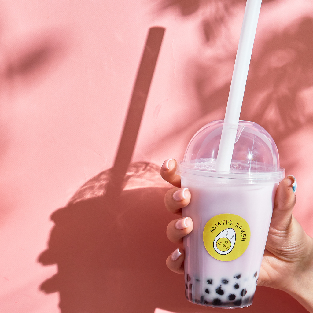 Бабл ти Таро. Тапиока Bubble Tea. Молочный чай бабл ти. Бабл ти с молоком.